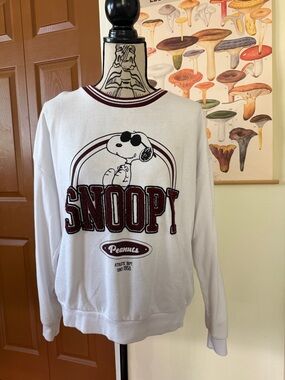 Peanuts White Crewneck Sweatshirt with Burgundy Snoopy Graphic